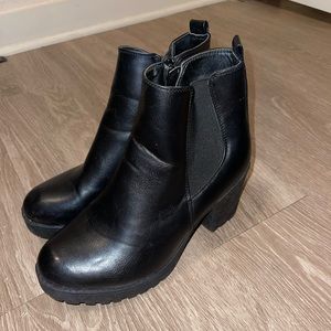 Womens Black Booties